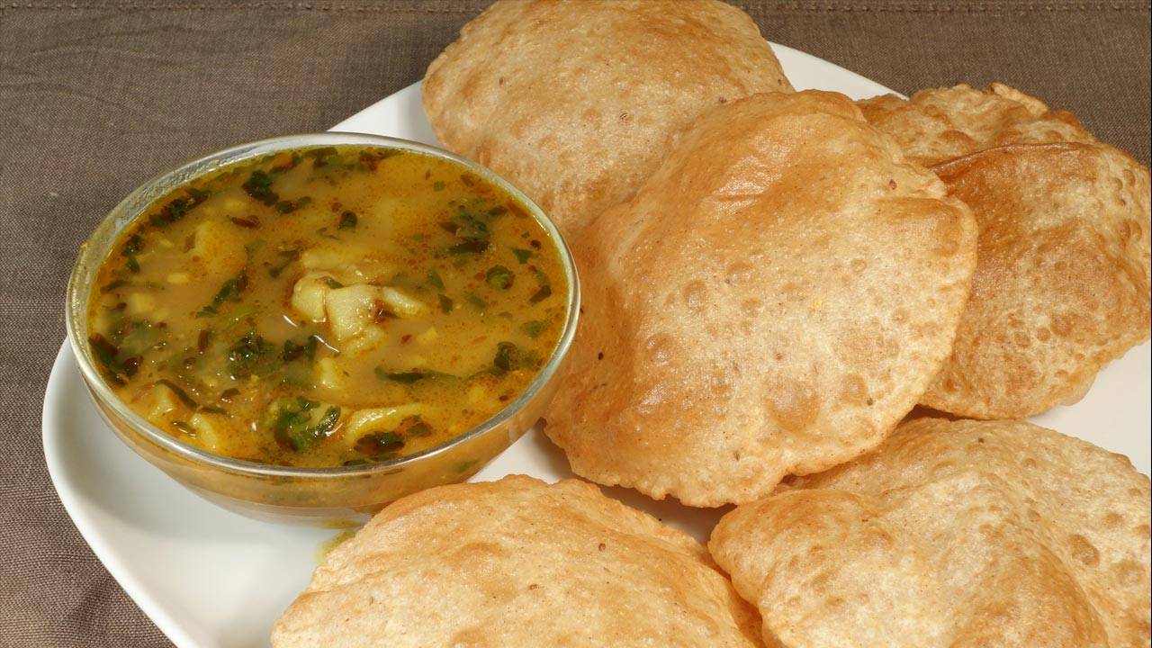 https://techshilpo.com/Admin/imageUpload/uploads/1756447101_aloo_puri.jpg